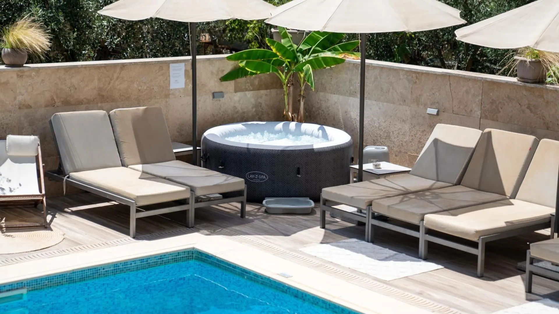 מלון Kallithea  Vellum Luxury Living 2*, Kallithea (Chalkidiki) יוון