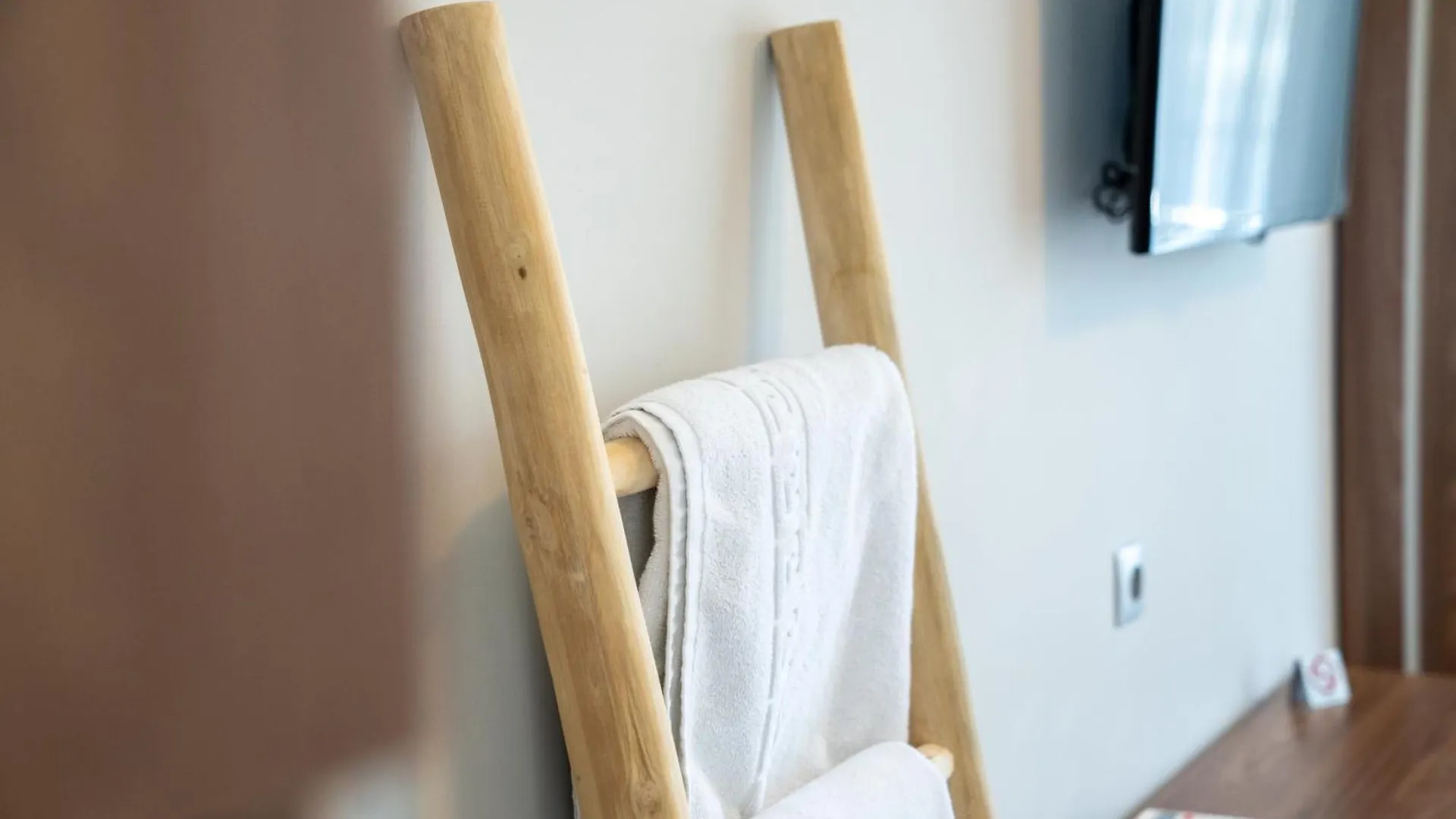 **  Hotel Vellum Luxury Living Kallithea  Řecko